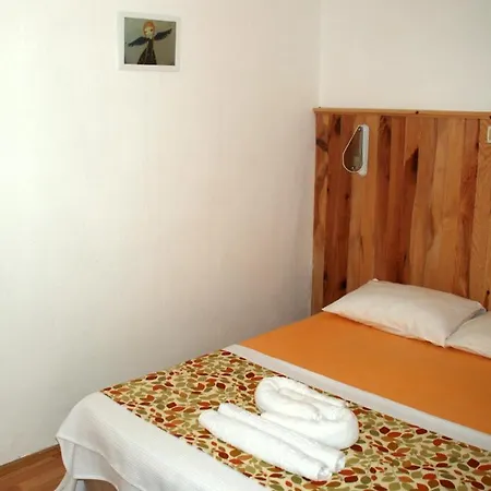 Dionysos Guest house 3*