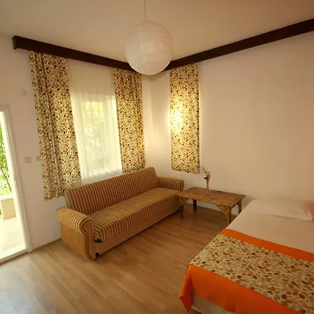 Guest house Dionysos